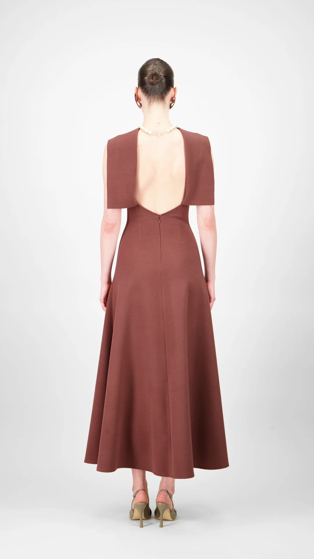 Back Reveal Midi Dress - Image 3